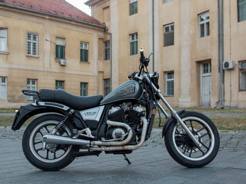 Honda VT500